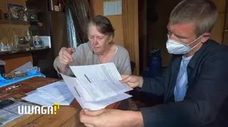 Chora 77-latka bez drzwi do mieszkania. Zabrał je właściciel kamienicy. "Mnie wolno, to jest moja własność"