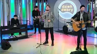 Producenci Martin Lange debiutują z własnym materiałem. Na scenie Dzień Dobry TVN wykonali utwór "Oddychaj"