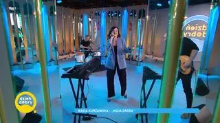 Kasia Kurzawska po długim czasie nieobecności wraca z singlem "Moja droga". Gwiazda ma za sobą trudne przejścia