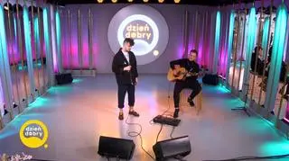 Kamil Kowalski na scenie Dzień Dobry TVN