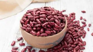 Miska z czerwoną fasolą 