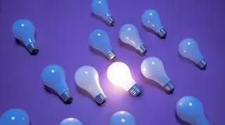 żarówki, światło, energia elektryczna, prąd