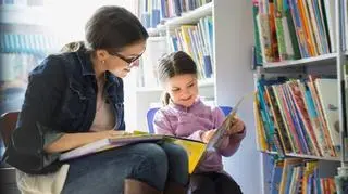 książki, dziecko, czytanie, lektura, księgarnia, biblioteka