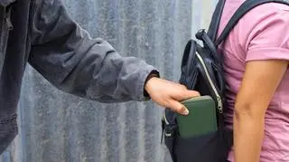 Kleptomania – co to jest, jak rozpoznać i jak leczyć?