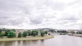 Wezbrana Wisła w Krakowie