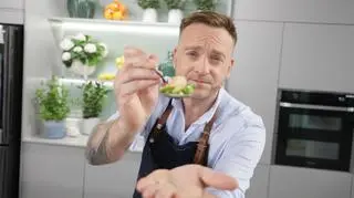 Risotto cytrynowe, krewetki z bobem i miętą, szparagi z soją i imbirem według przepisów Mateusza Gesslera