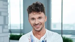 Qczaj wbiegnie w szpilkach na szczyt PKiN, jeśli zbierze 10 tys. zł na "bardzo zbożny cel"