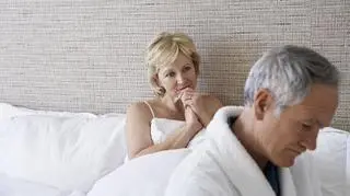 Para, która ma problemy w łóżku 