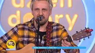 Paweł Domagała w nowej piosence wspomina dzieciństwo: "To rodzaj tęsknoty za odwagą marzeń"