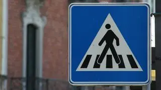 „Uwaga! na pasach”. Jak dbać o bezpieczeństwo będąc kierowcą i pieszym?