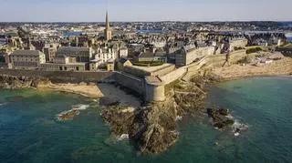 Atrakcje Saint Malo - na plażę czy do katedry?