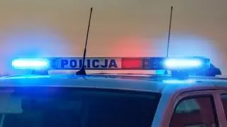 Policjanci uratowali nastolatkę 