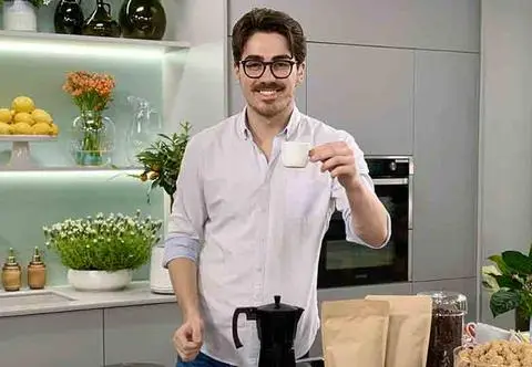 Jak zaparzyć prawdziwą włoska kawę? Zdradza Matteo Brunetti. Przepisy i składniki