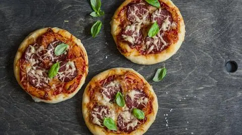 Trzy pizze