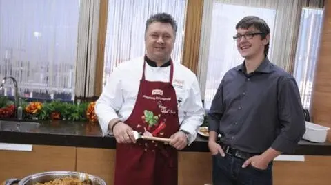 Sowa gotuje z Czeczotem