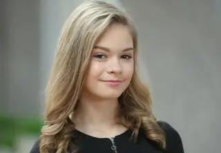 Julia Wróblewska powiększyła usta. Nam wyjaśnia, dlaczego i komu najbardziej się to nie spodobało