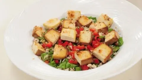 Sałatka z tofu