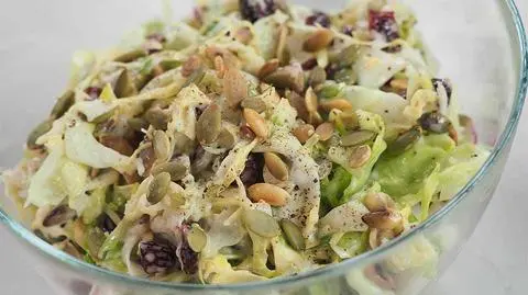 Kapusta w roli głównej. Przepisy Marty Dymek. Kaszotto, kapuśniak, coleslaw i majonez wegański