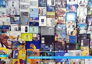 Ewolucja telefonów komórkowych przez lata. Niezwykła kolekcja Bartosza Gajka