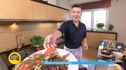 Szakszuka i kurczak w daktylach - przepisy na potrawy kuchni izraelskiej według Michała Cessanisa