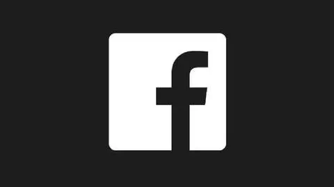 Facebook szykuje tryb ciemny w aplikacji mobilnej. Co daje Dark Mode?