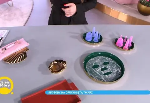 Jak pozbyć się obrzęku twarzy? Domowe sposoby na opuchliznę
