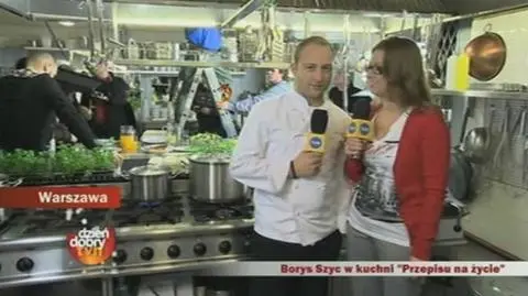 Borys Szyc w kuchni "Przepisu na życie"