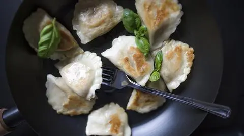Pierogi z kaszą gryczaną i serem - przepis | Dzień Dobry TVN