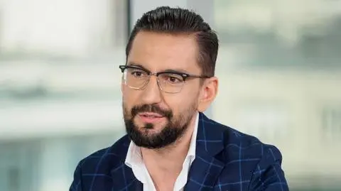 Poród w czasie pandemii koronawirusa. Czy przyszła mama powinna rodzić w maseczce?