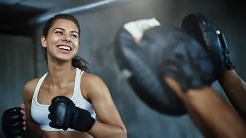 Rękawice do kickboxingu – w jaki sposób je dobrać? | Dzień Dobry TVN