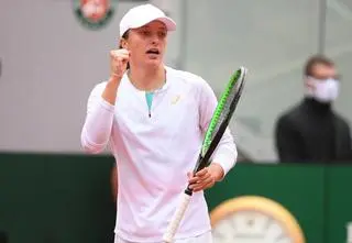 Iga Świątek awansowała do półfinału Australian Open. "Zrobiła na korcie coś niesamowitego"