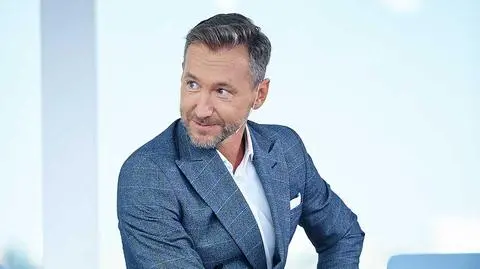 Piotr Kraśko i Fakty. Kiedy poprowadzi program? Dzień Dobry TVN gratuluje dziennikarzowi