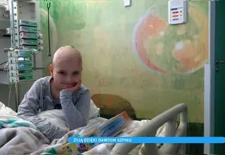 Dawcy szpiku uratowali im życie. Adam i Karol ledwo pokonali białaczkę