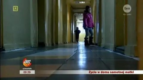 Dom Samotnej Matki zamarza!