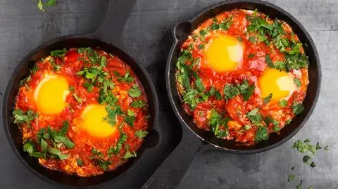 Shakshuka - jak zrobić w domu? Przepis | Dzień Dobry TVN