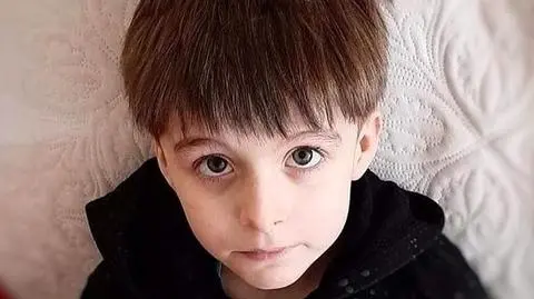 Jaś Woźniak ma 6 lat i „tykającą bombę w głowie”