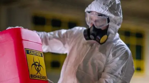 Sarin - niebezpieczny gaz w biurach Facebooka w Dolinie Krzemowej