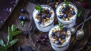 Jogurt z owocami