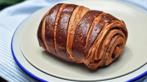 Pain au chocolat - jak zrobić bułeczki z czekoladą?