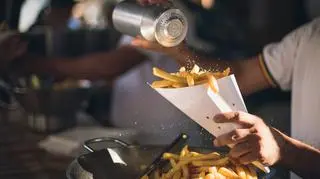 Frytki w papierku 