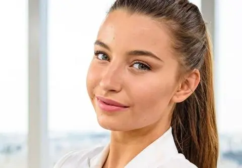 Siostra Julii Wieniawy. Kim jest Alicja Wieniawa -Narkiewicz?