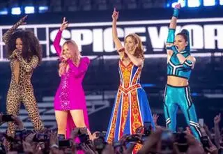 Emma Bunton ze Spice Girls i Jade Jones wzięli ślub po 20 latach związku