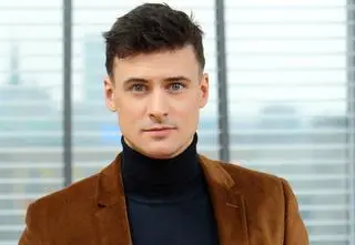 Mateusz Damięcki wspomina wydarzenie sprzed 30 lat, które mogło zmienić jego życie. "Buczałem w poduszkę"