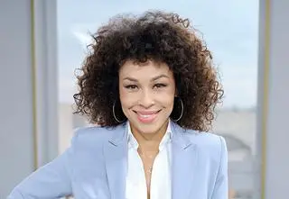Omenaa Mensah na wakacjach. Wygląda jak Whitney Houston