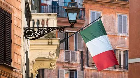 Z czego jest znany plac Campo de’ Fiori? Historia