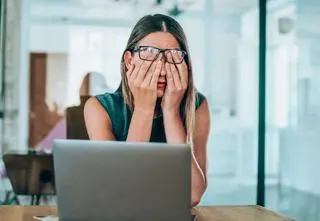 Stres w pracy. Jak radzić sobie ze zestresowanym szefem?