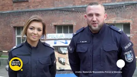 Koronawirus w Polsce. Policjanci tańczą do "Y.M.C.A" dla dzieci