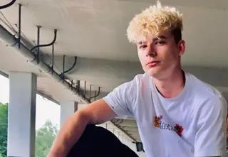 Michał stał się gwiazdą TikToka. Relacjonuje życie w domu dziecka