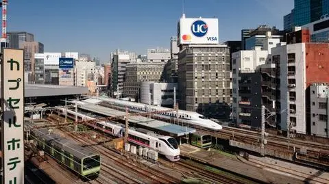 Szybka kolej Shinkansen. Jak wygląda podróż?