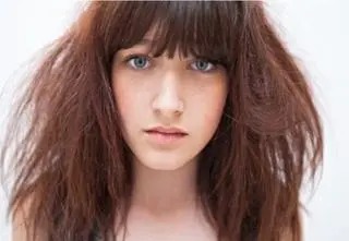 Hair shaming - co to jest? Do czego prowadzi?